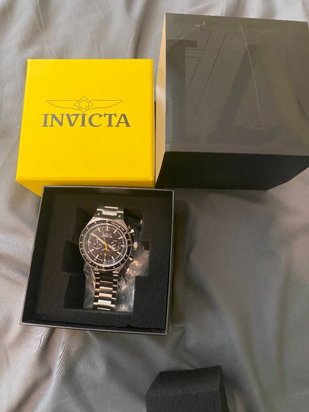 Invicta Chronograph Speedmaster Style - Picture 3 of 3